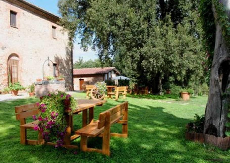 Agriturismo Tre Madonne Monteriggioni Exterior foto